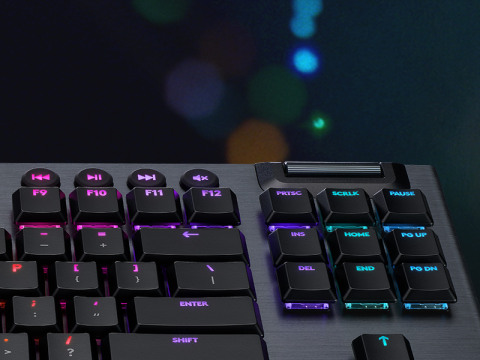 Logitech G915 Tenkeyless LIGHTSPEED Wireless RGB Mechanical - Tactile Switch